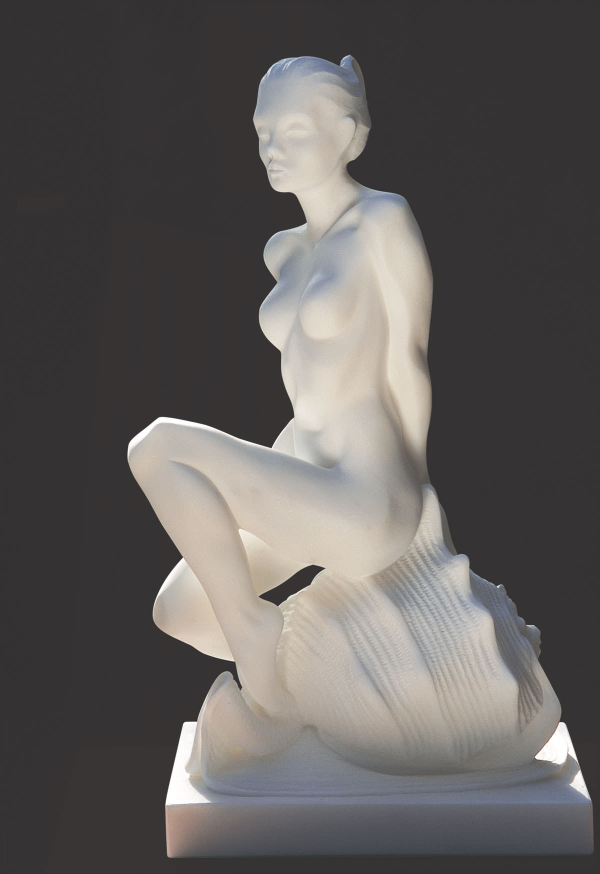 escultura-neska-marmol-mer-escultora-1